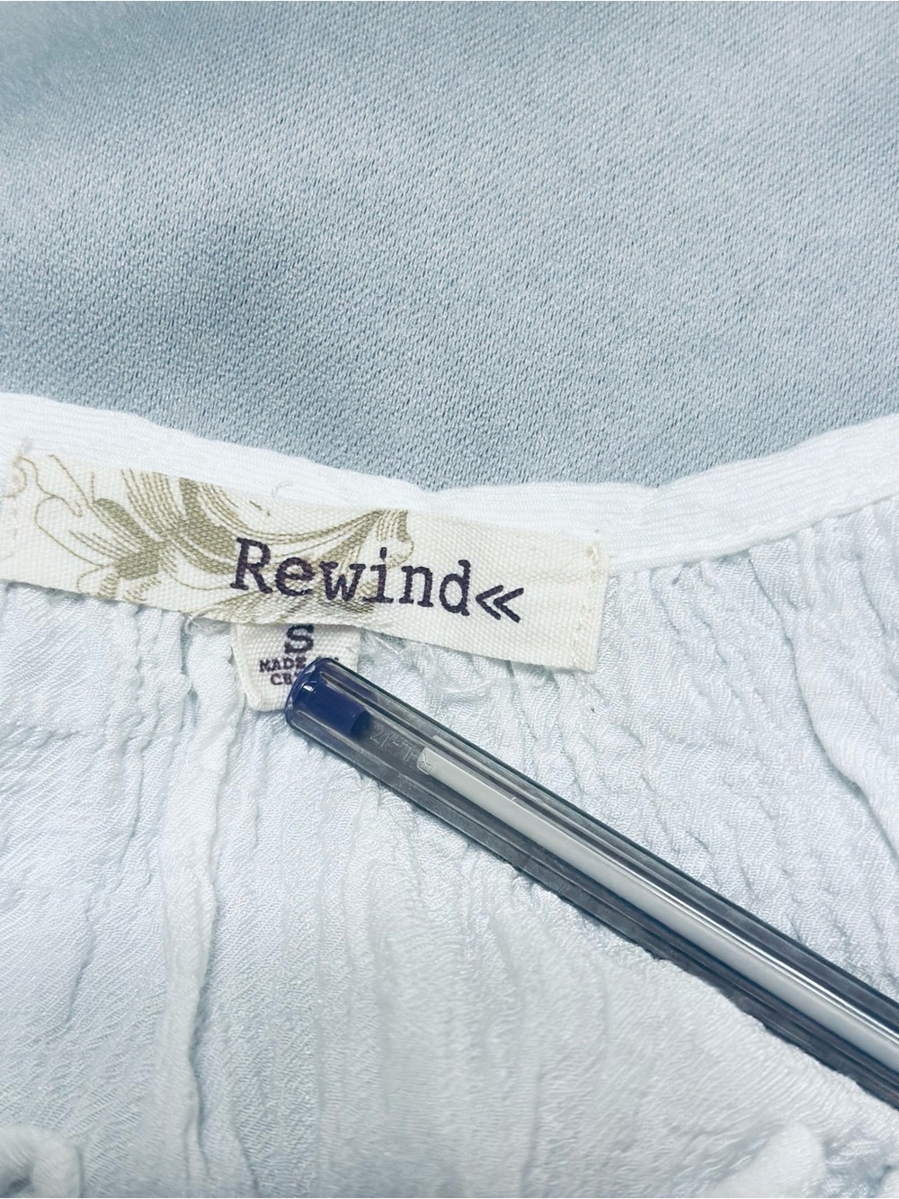 Lightweight White Button-Front Top by Rewind. Wear on or off the shoulders - Picture 4 of 7